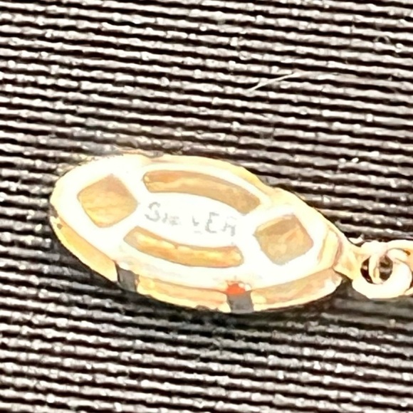 VTG 18 inch Blister Pearl Necklace With a Safety Clasp Labeled Silver Iridescent - Picture 3 of 12